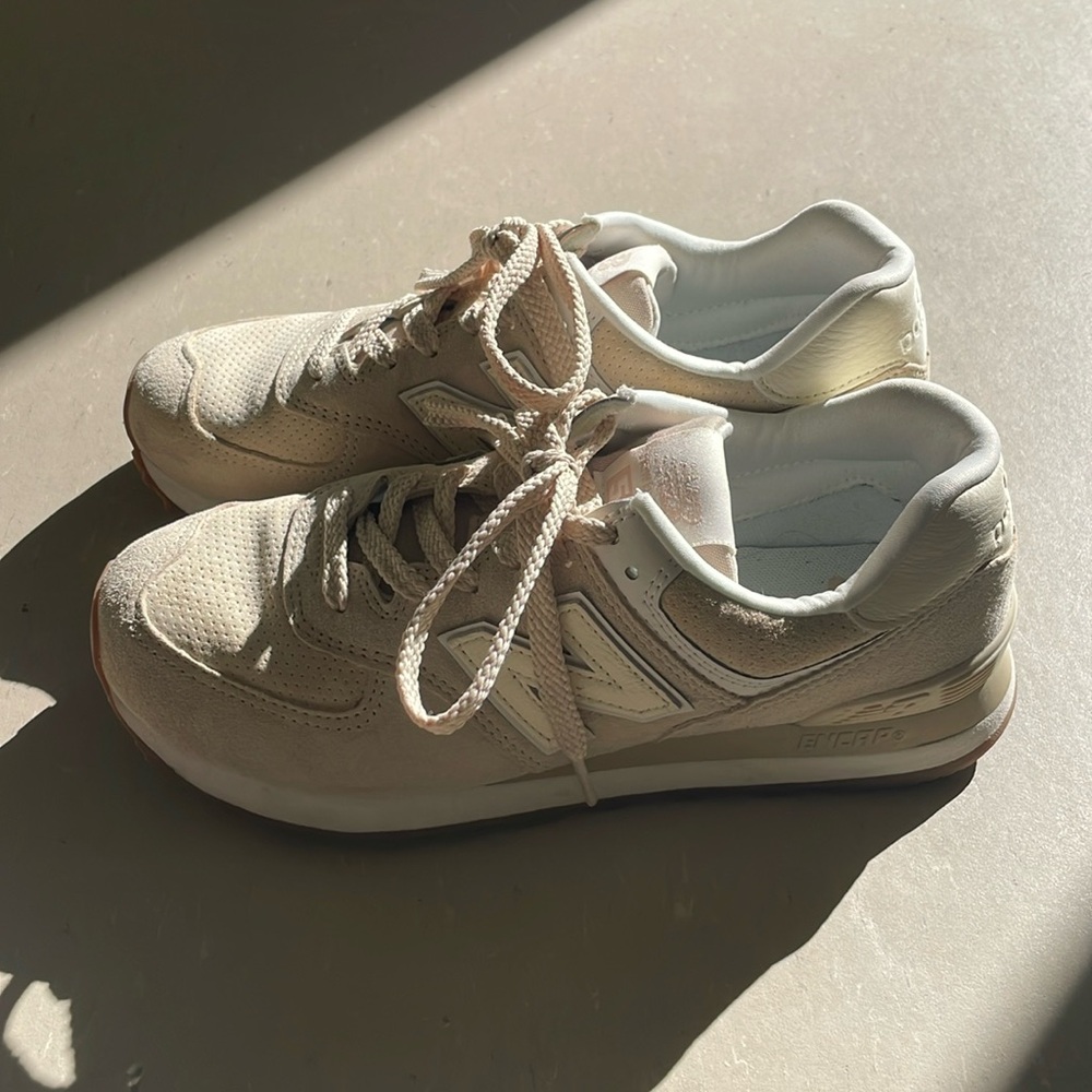 Women’s New Balance 574 Shoes